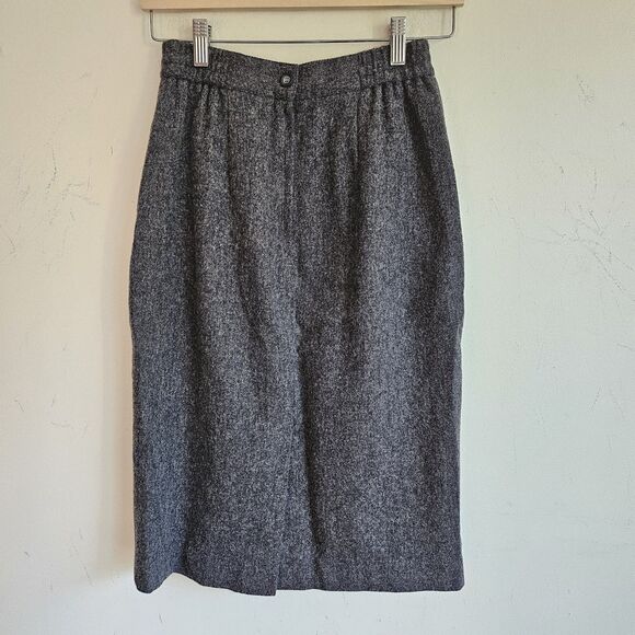 Leslie Fay Women’s Petite Gray Wool Skirt Size 8P Knee Length Elastic Waist - Picture 3 of 10
